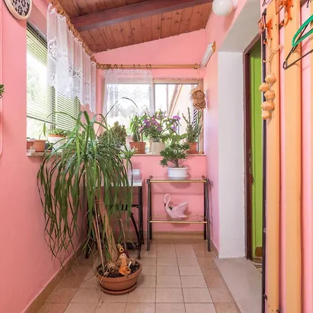 With A Parking Space - 16053 * Πούλα