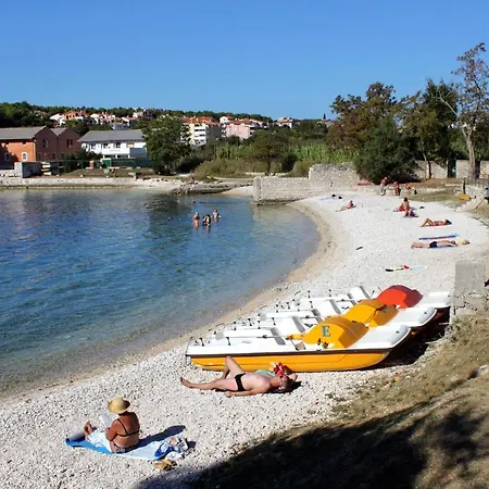 Apartman With A Parking Space - 16053