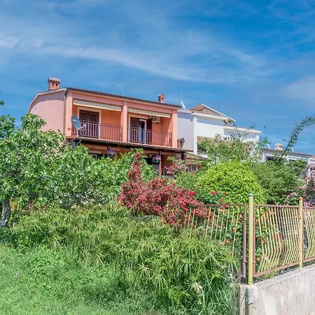Appartamento With A Parking Space - 16053